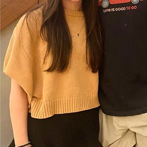 Short Sleeve Sweater